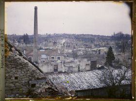Image représentant Panorama de la ville en ruines vue depuis le clocher de l'église Notre-Dame-de-Sermaize