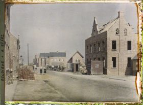 Image représentant Belgique, Zonnebeke, Reconstruction à la Gare