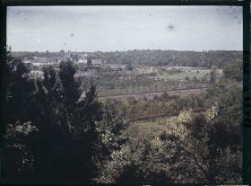 Image représentant Vue prise de la terrasse de l'Hôtel de Ville vers le nord-est