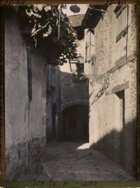 Image représentant France, Figeac, Ruelle du Porche