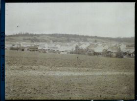 Image représentant France, Nogent l'Abbesse près Reims, Vue d'ensemble prise depuis le Cimetière