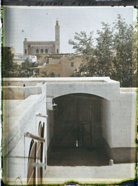 Image représentant Vue vers la mosquée