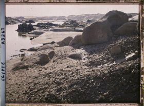 Image représentant Bords du Nil sur l'île d'Eléphantine