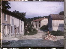 Image représentant France, La Chalade, Reconstructions