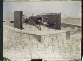 Image représentant Belgique, Heyst, Une pièce de la batterie Freya 210 à longue portée