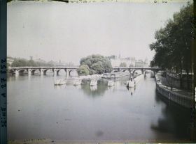 Image représentant Le Pont-Neuf, le barrage de la Monnaie et l'île de la Cité vus du pont des Arts
