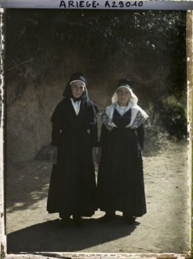 Image représentant Femmes Bethmalaises en deuil