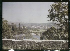 Image représentant France, Capdenac (Lot), Capdenac ville vu de la route et Capdenac le haut