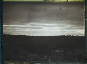 Image représentant Ile de France, Meulan, Ciel couvert avec effets du soir