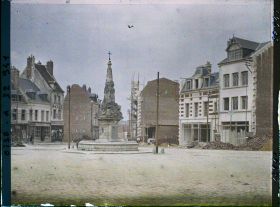 Image représentant France, Noyon, Nouvel Aspect de la Place de l'Hôtel de Ville