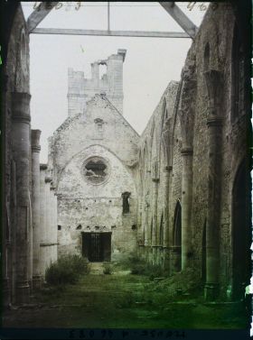 Image représentant France, Etain , Intérieur de l'Eglise vers le Clocher