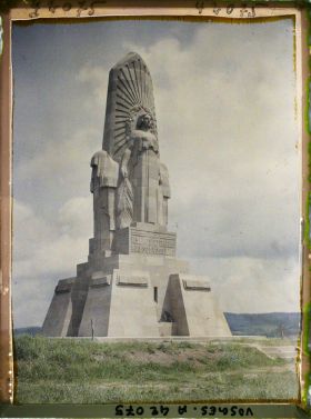 Image représentant France, Le Ban de Sapt Launois, Le Mt aux Défenseurs des Vosges autre face