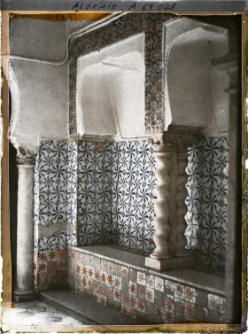 Image représentant Le vestibule d'entrée (sqifa) de la Bibliothèque nationale (Dar Mustapha Pacha)