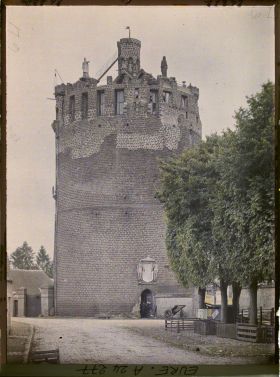 Image représentant La Tour Grise