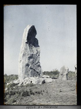Image représentant Le grand menhir des cromlechs d'Er Lannic