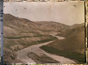 Image représentant Yanghe (" rivière Yang ") ou Qingshuihe (" rivière aux Eaux Pures ")