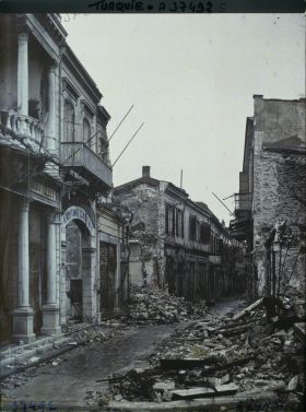 Image représentant Turquie, Smyrne, La rue Chichedjlev  (autre aspect)