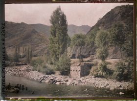 Image représentant France, Vallée d'Ossau, Sarrancolin : Le Gave