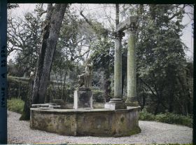 Image représentant Jardins du Vatican, fontaine