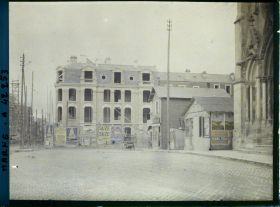 Image représentant France, Reims, Dans le faubourg de Laon, près l'Eglise St Thomas