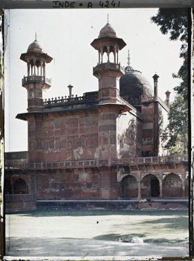 Image représentant Pavillon de l'enceinte du Taj Mahal
