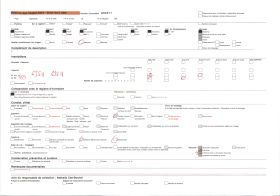 Image représentant Trônes royaux d'Abomey (Dakodonou, Ouegbadja, Akaba, Agadja) devant la salle des trônes (zinkpoho) de la cour du palais de  null Guézo