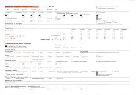 Image représentant Détail des piliers du porche du portail nord de la cathédrale Notre-Dame  et les maisons anciennes construites aux abords