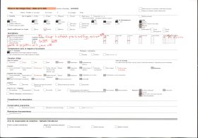 Image représentant La cathédrale Saint-Corentin, vue du mont Frugy ; devant, l'arrière de la préfecture