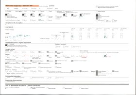 Image représentant Une place du village et l'église Saint-Jean-du-Doigt derrière la porte monumentale du cimetière