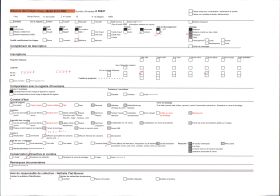 Image représentant Un groupe d'enfants posant assis sur La lanterne des morts, place de la poste