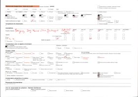 Image représentant Manuel Saez, en tenue posant dans la cour de l'hôpital militaire
