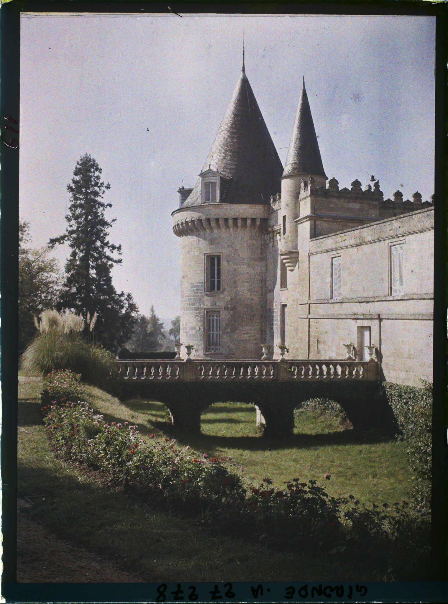 Image représentant France, St Emilion, Château des Tours