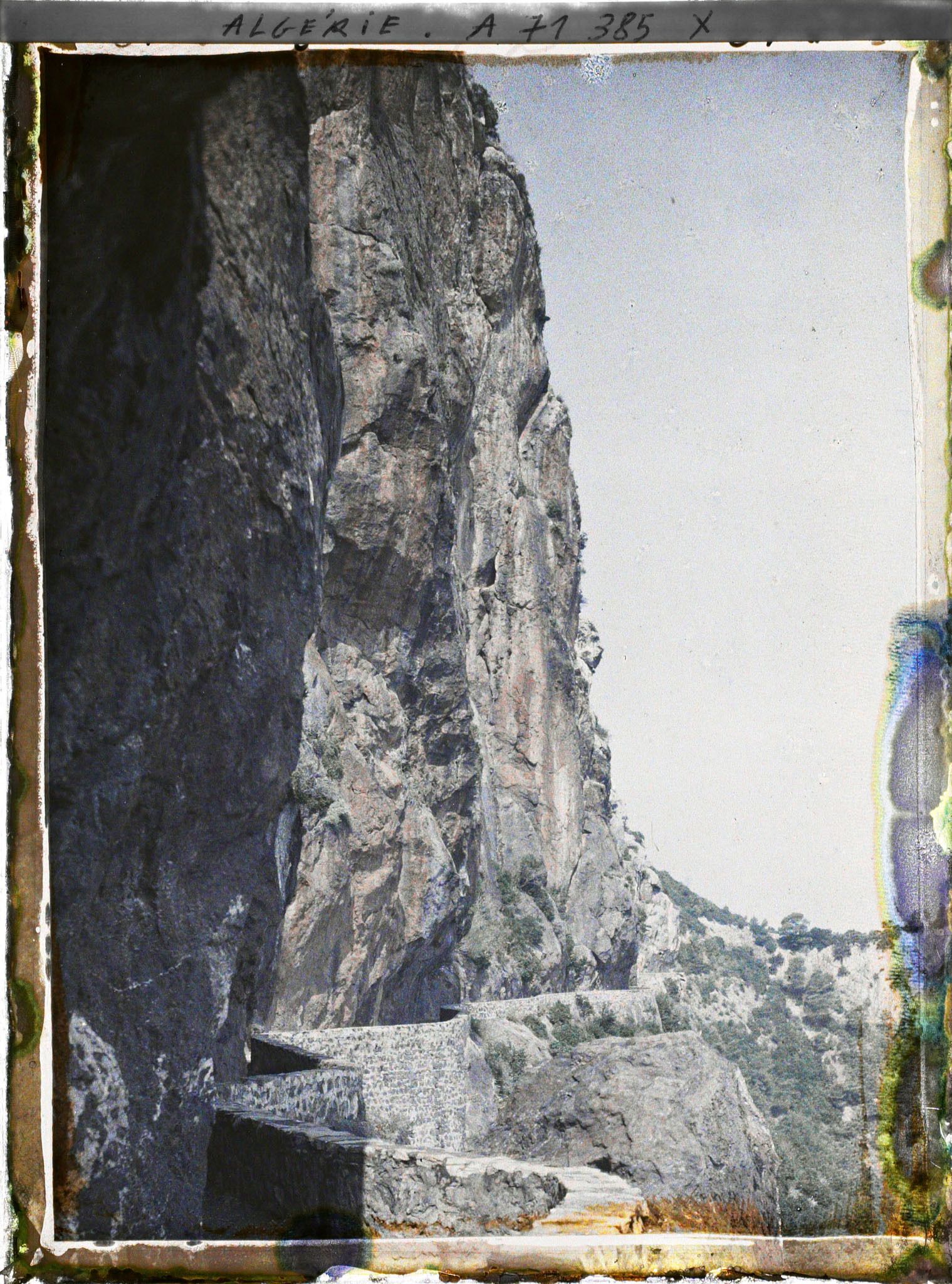 Image représentant Gorges du Rhumel de Constantine ou Cap Carbon de Bougie ?
