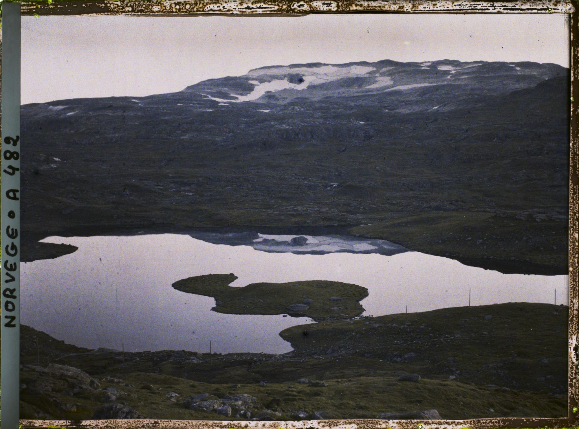 Image représentant Reflet du soleil sur un plan d'eau