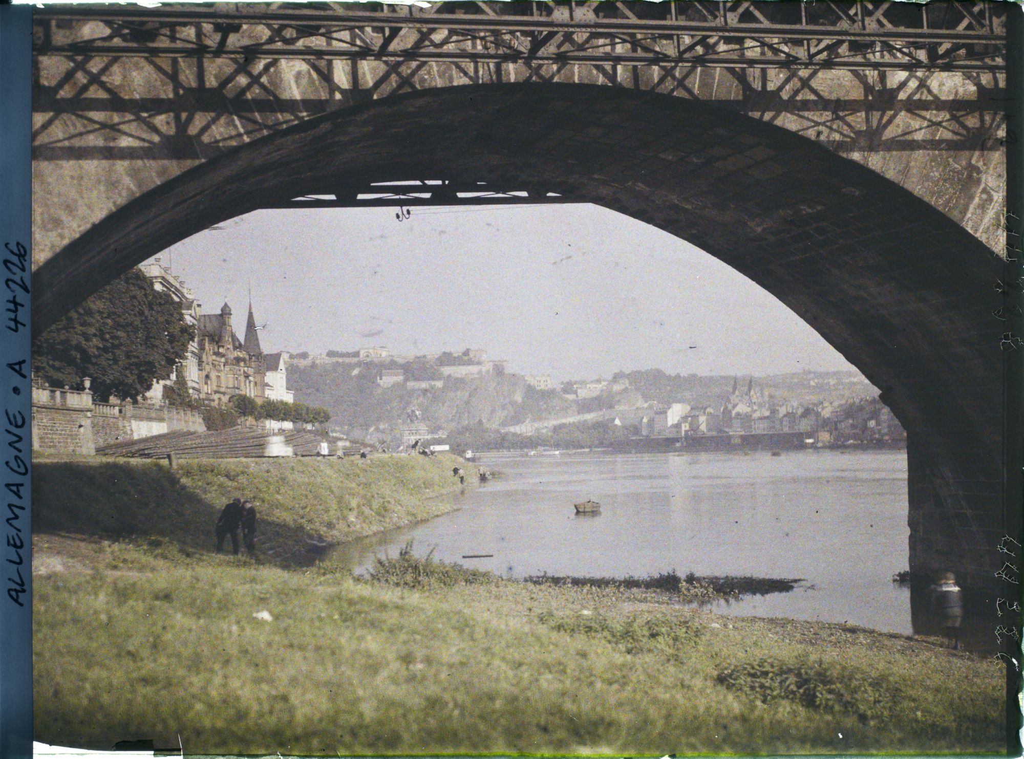 Image représentant Allemagne, Coblence, Une vue s/ la Moselle