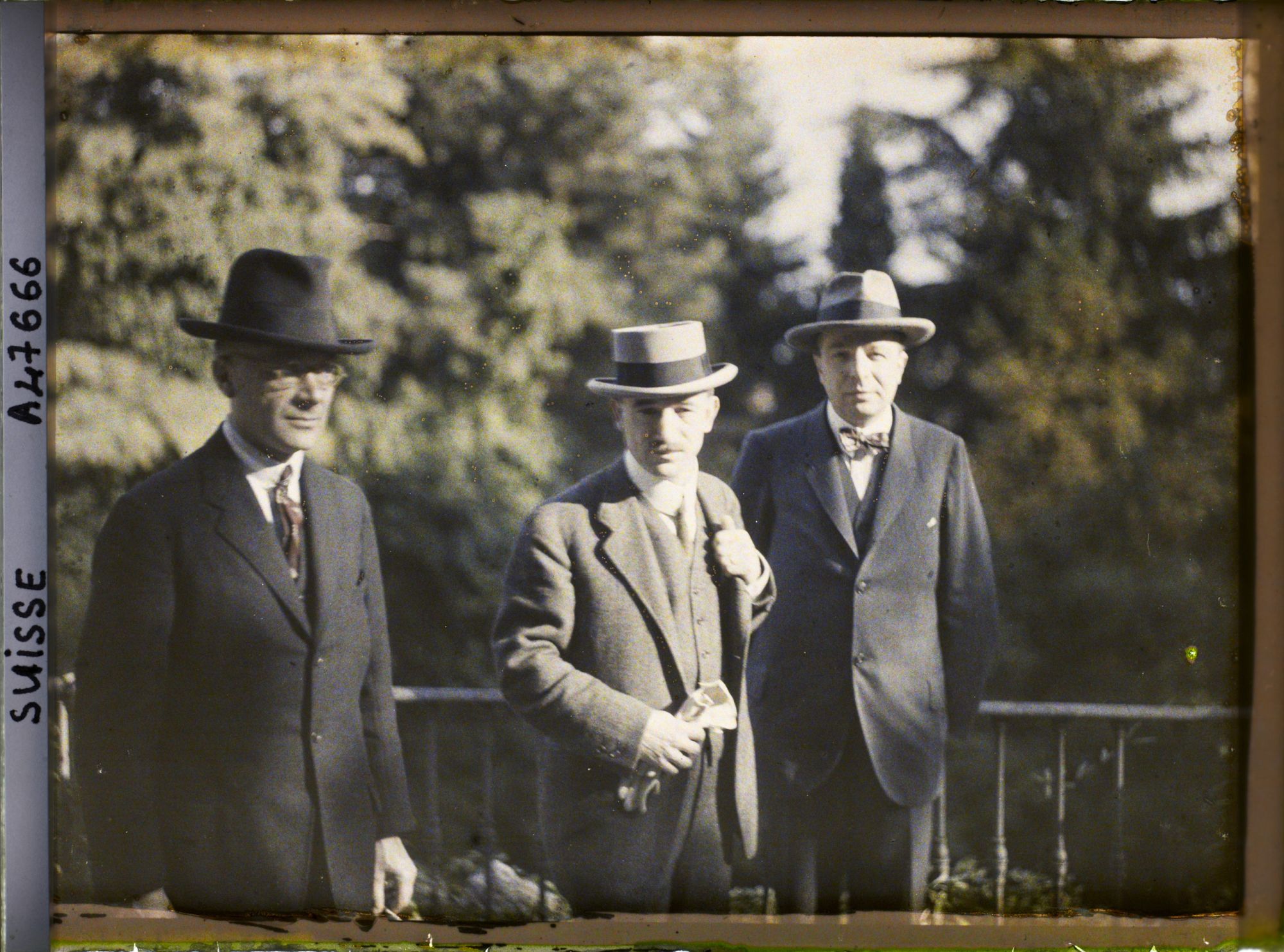 Image représentant Accords de Locarno, la délégation tchécoslovaque (de gauche à droite M. Kretchama, M. Benès, M. Heidrich)