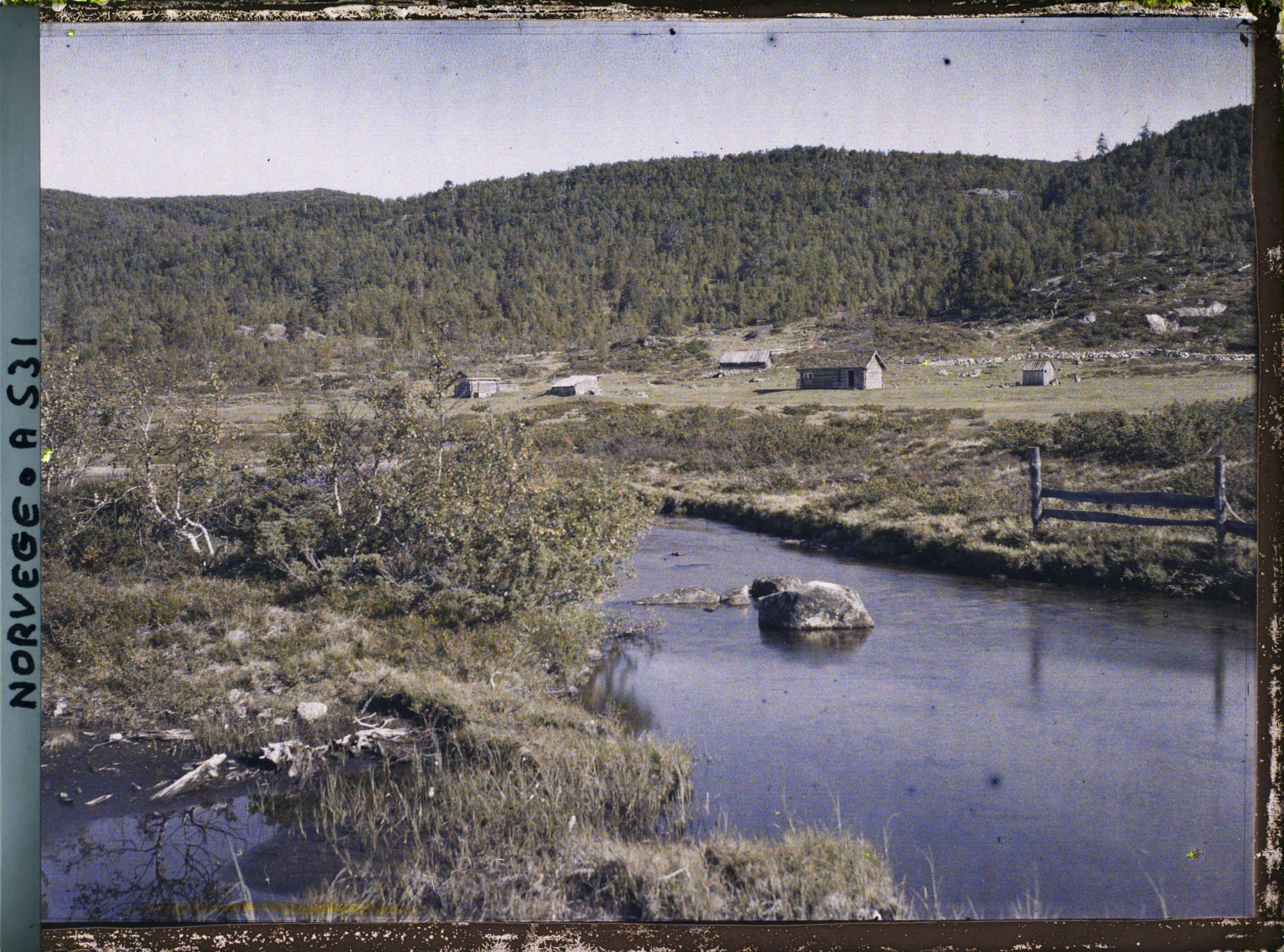 Image représentant Cours d'eau ou bord de lac