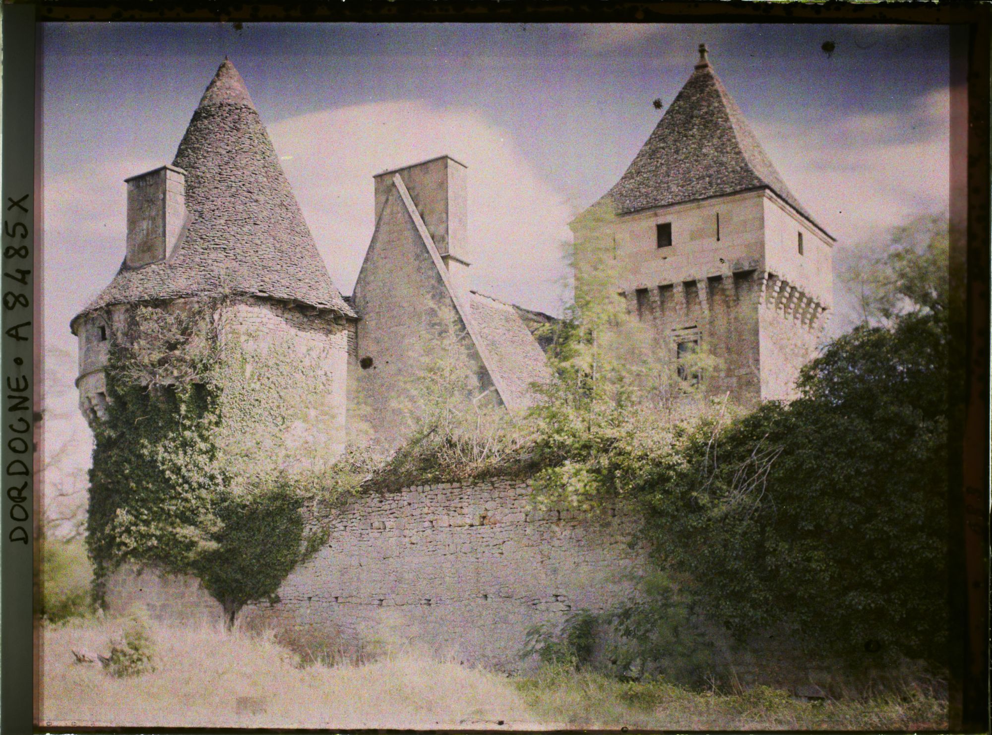 Image représentant France, Les Eyzies, Laussel la chapelle
