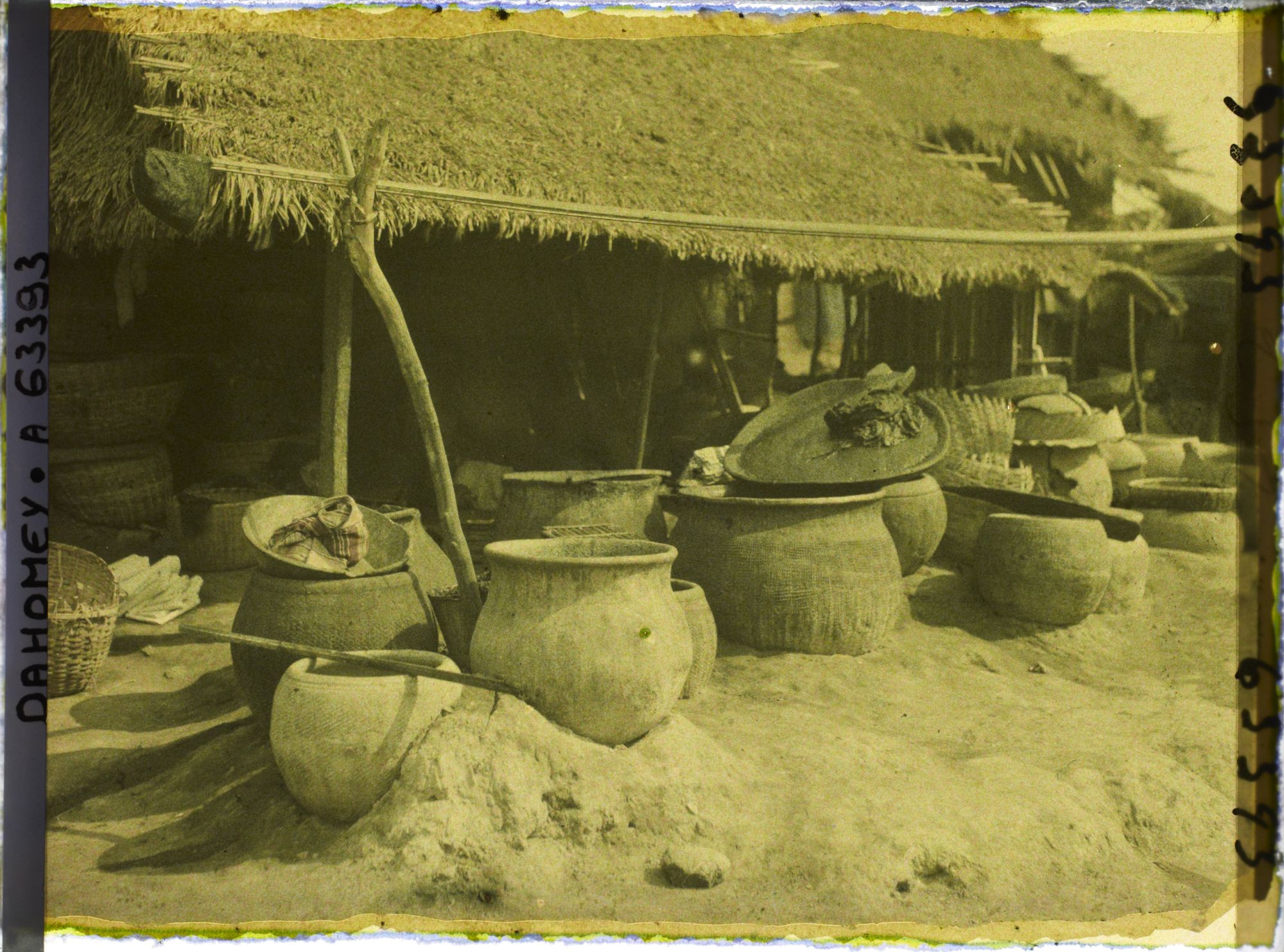 Image représentant Une teinturerie