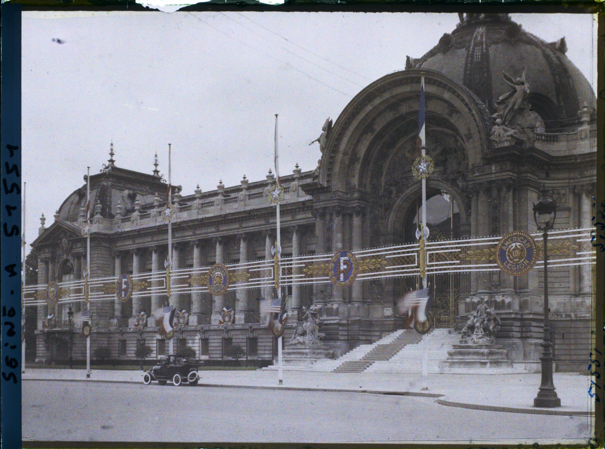 Image représentant Décorations au Petit Palais pour le 9ème congrès de la Légion Américaine (American Legion)