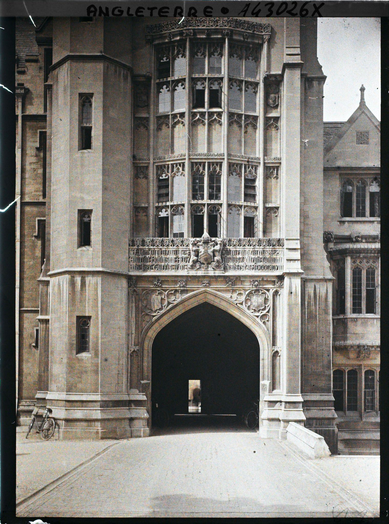 Image représentant Le porche du New College