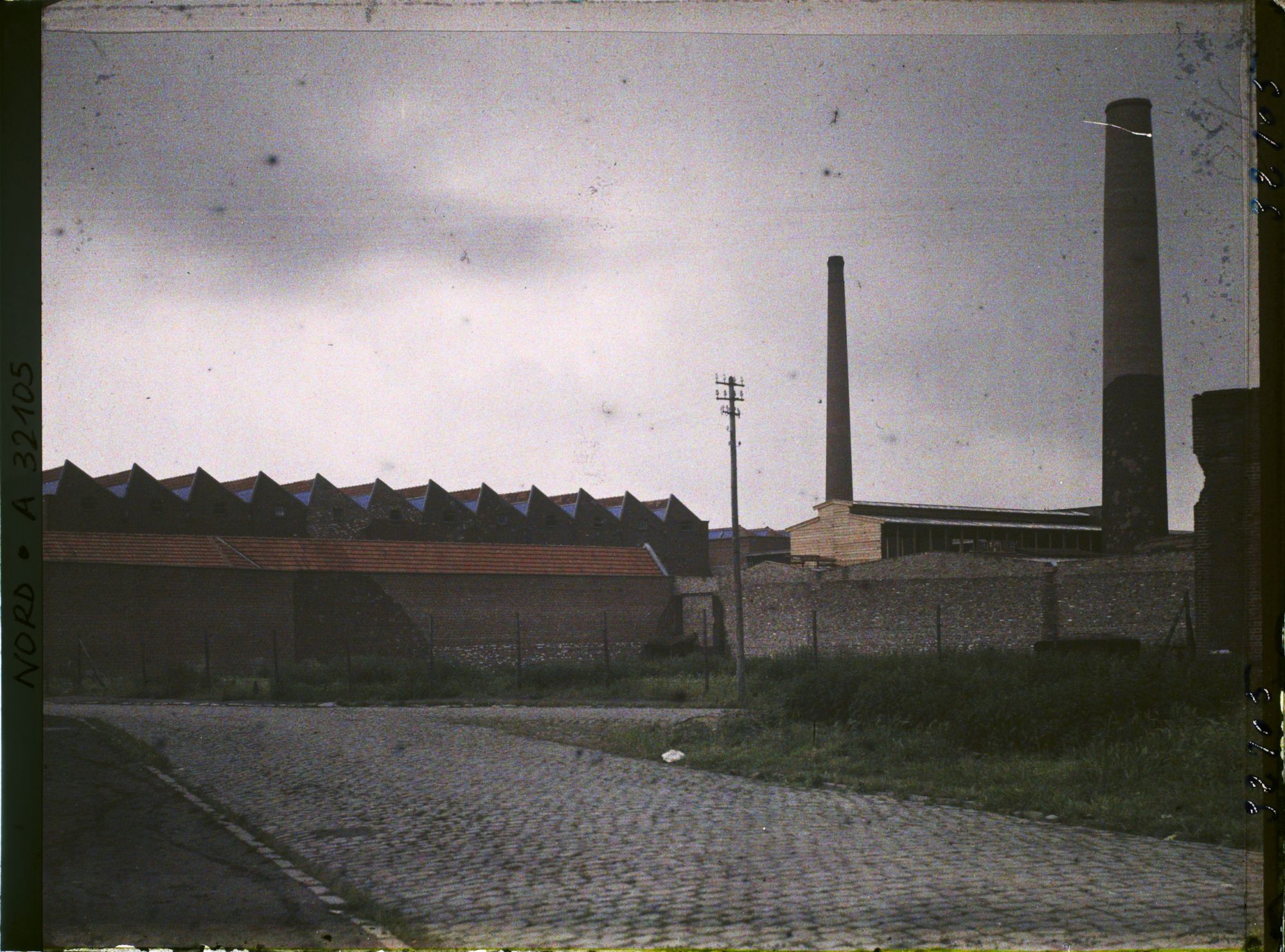 Image représentant France, Armentières, Filature reconstruite, effet du Soir