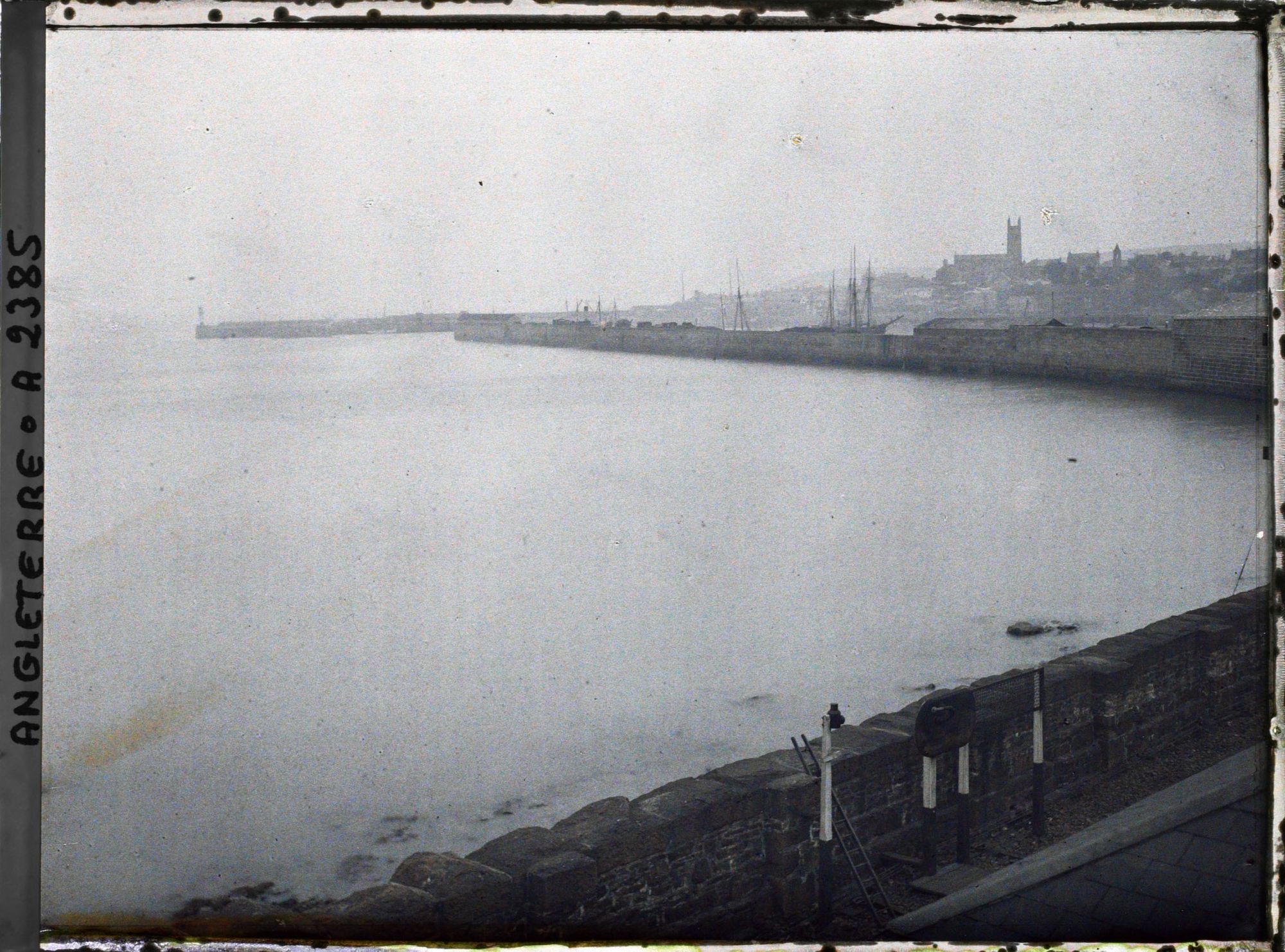 Image représentant Le port de Saint-Yves