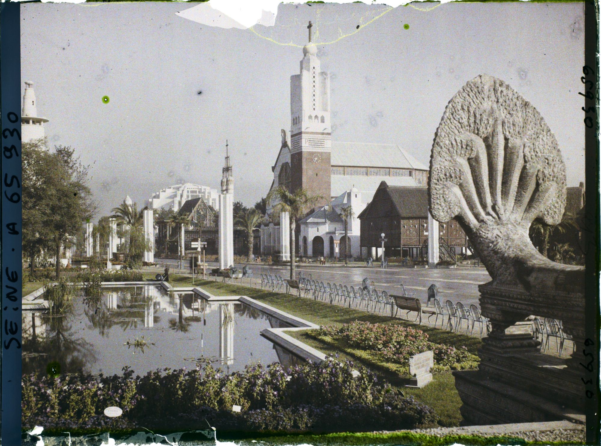 Image représentant L'Exposition Coloniale Internationale de 1931, la Grande Avenue des Colonies Françaises