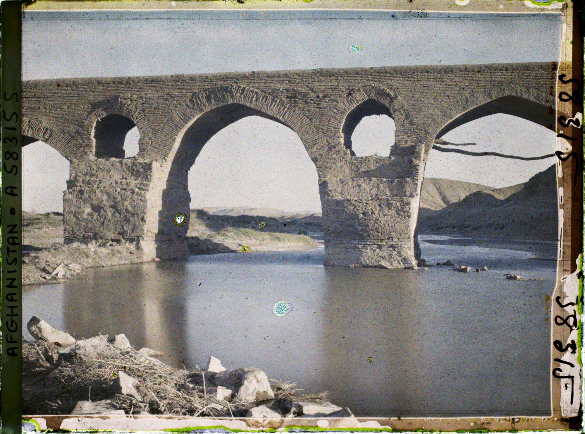 Image représentant Le pont sur le Hari Rud