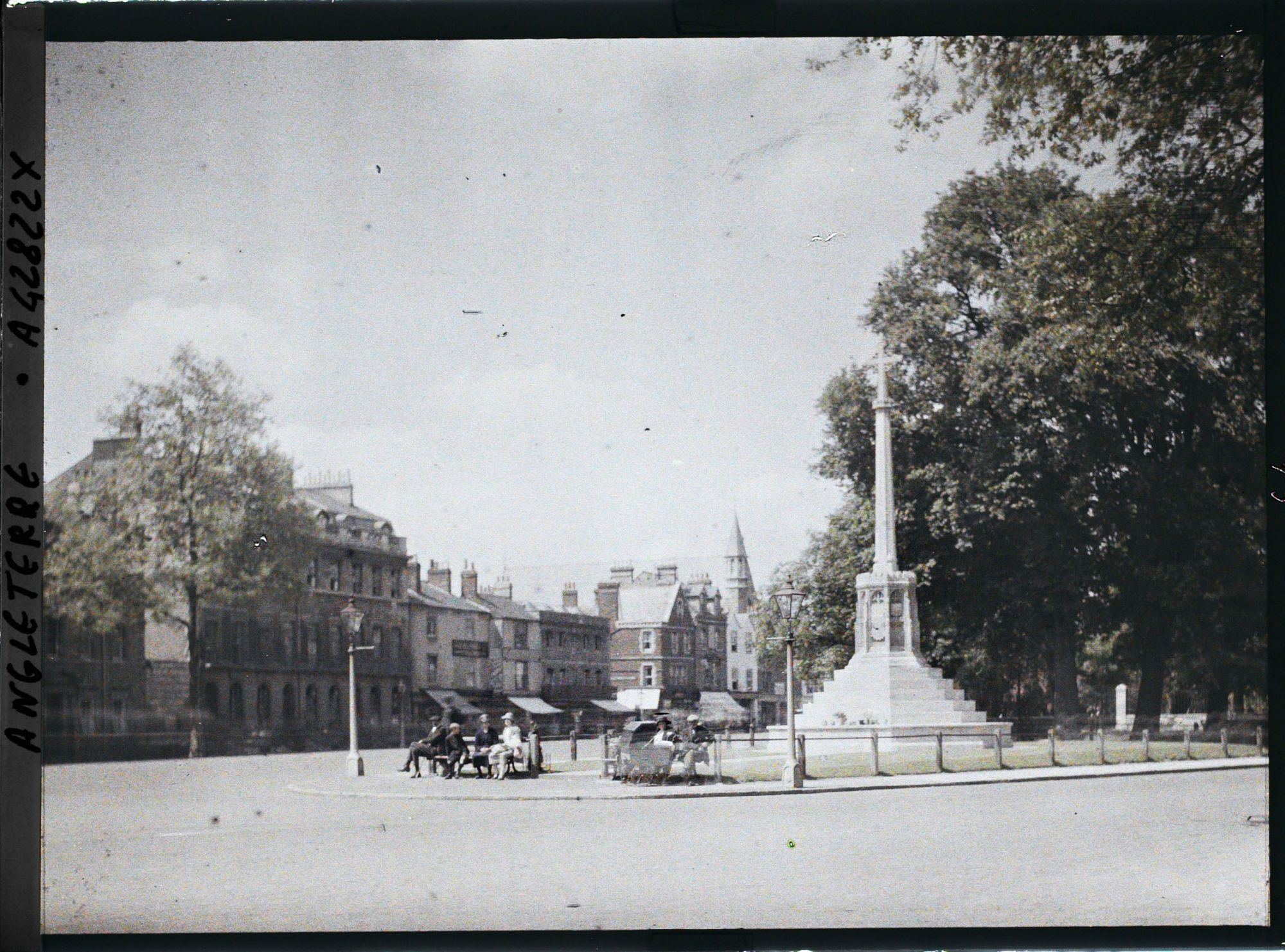 Image représentant Monument aux morts entre Magdalen street et St Giles street