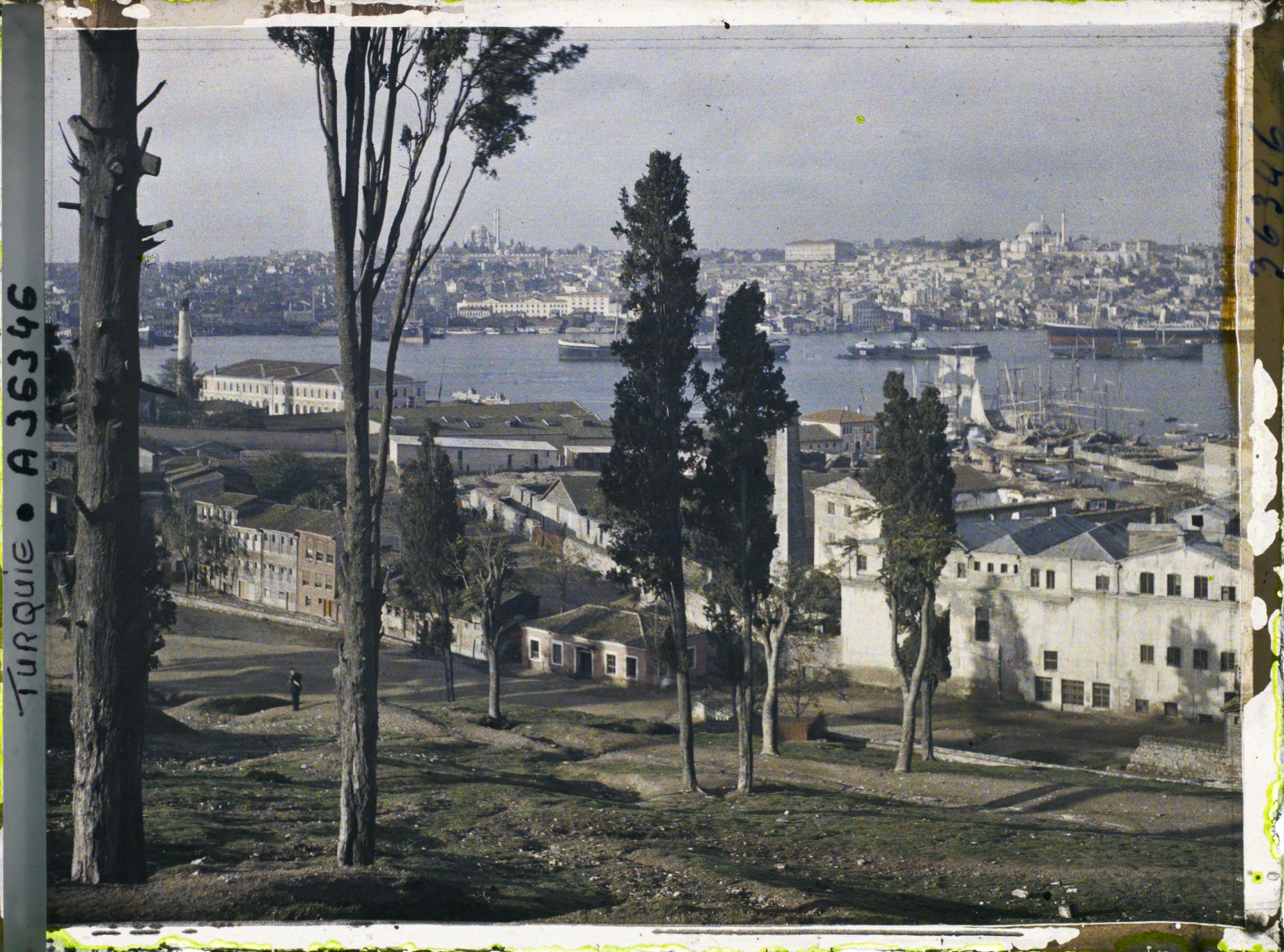 Image représentant Le haut de la Corne d'Or depuis Kulaksiz Mezarligi (?)