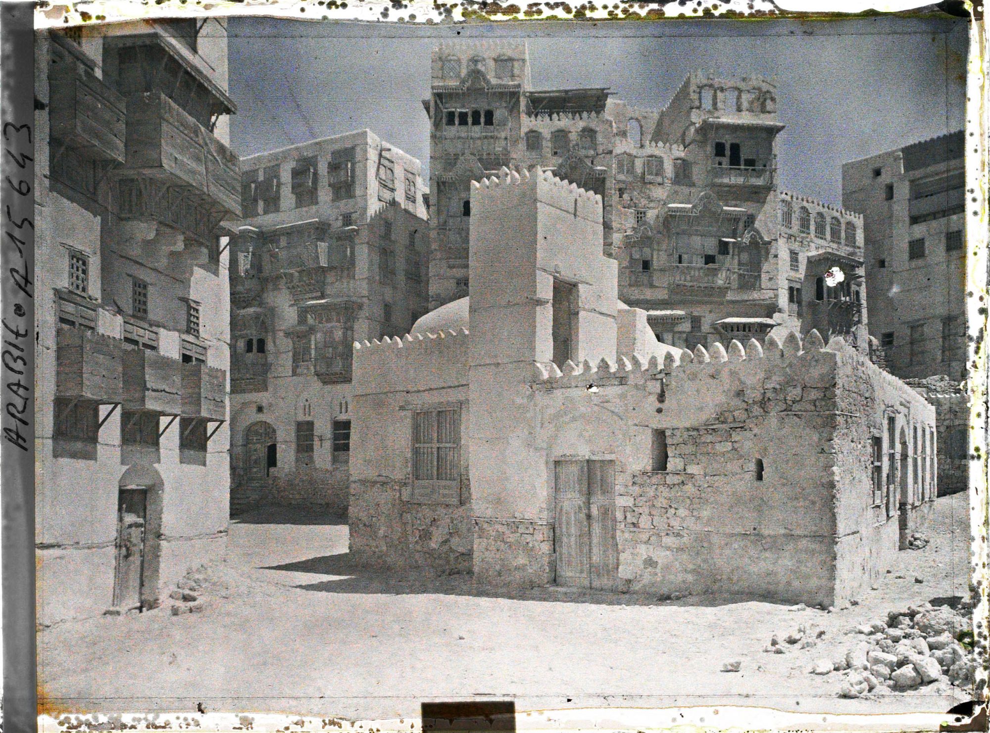 Image représentant Petite mosquée et maisons