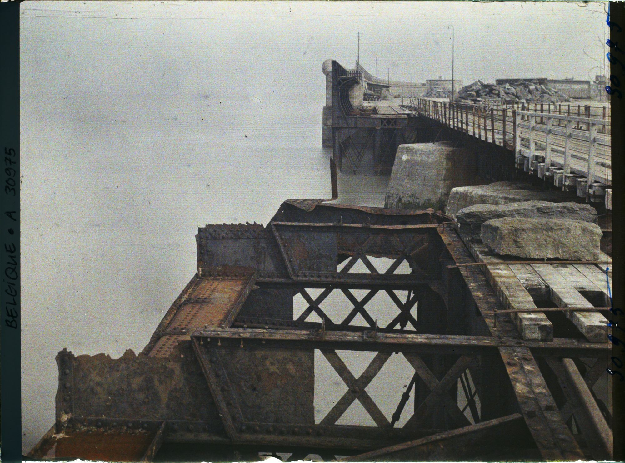 Image représentant Belgique, Zeebrugge, Autre aspect de la même claire-voie