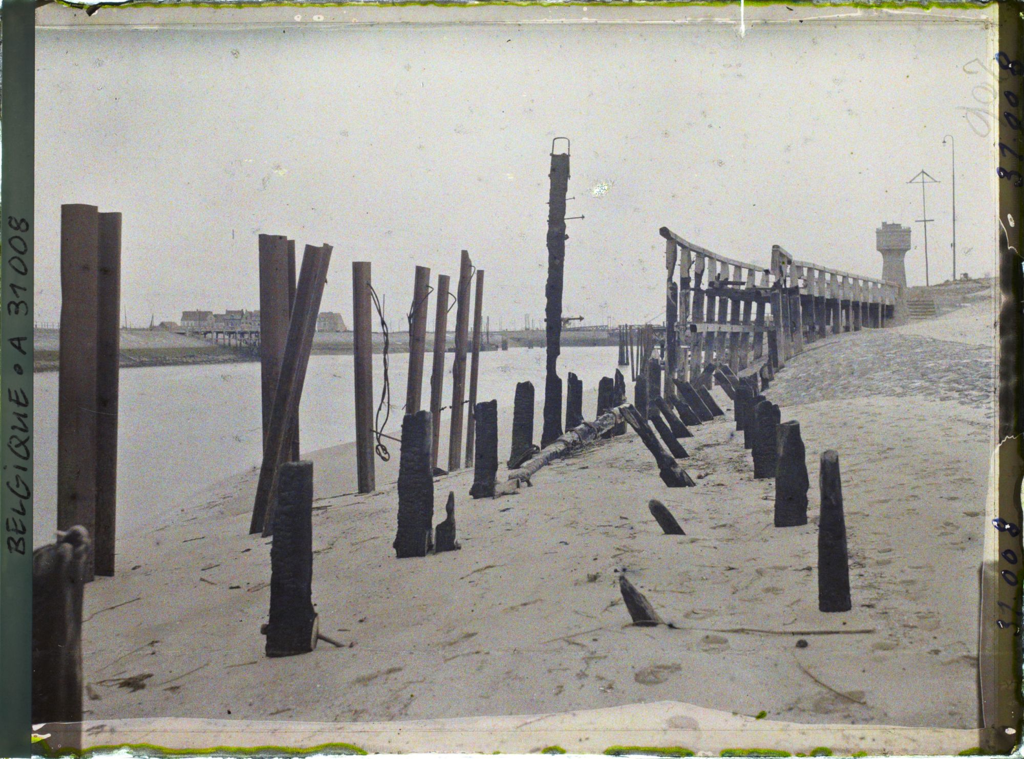 Image représentant Belgique, Zeebrugge, Entrée du Canal de Zeebrugge